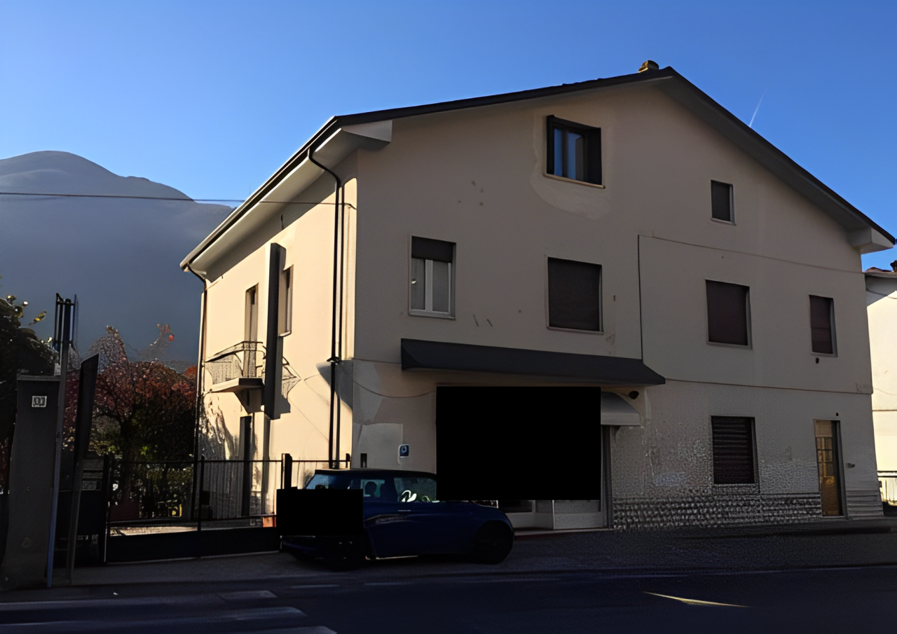immobile NEGOZIO IN VENDITA ALL'ASTA IN VIA G.GARIBALDI, LUMEZZANE (BS) - 2