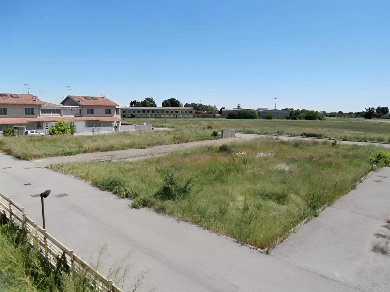 immobile AREE EDIFICABILI IN VENDITA ALL'ASTA IN VIALE VENETO, CODOGNO (LO) - 3