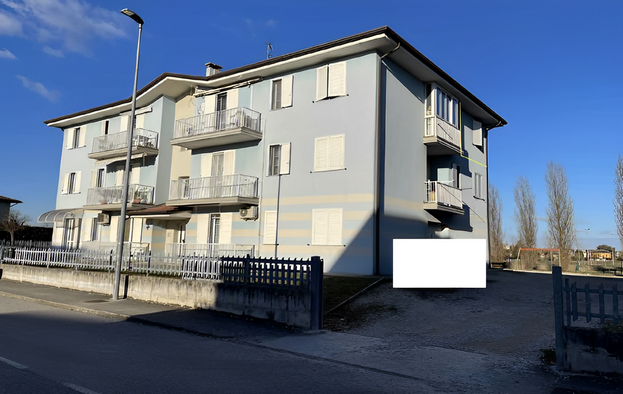immobile TRILOCALE IN VENDITA ALL'ASTA IN VIA EUGENIO MONTALE, CASTEL D'ARIO (MN) - 2