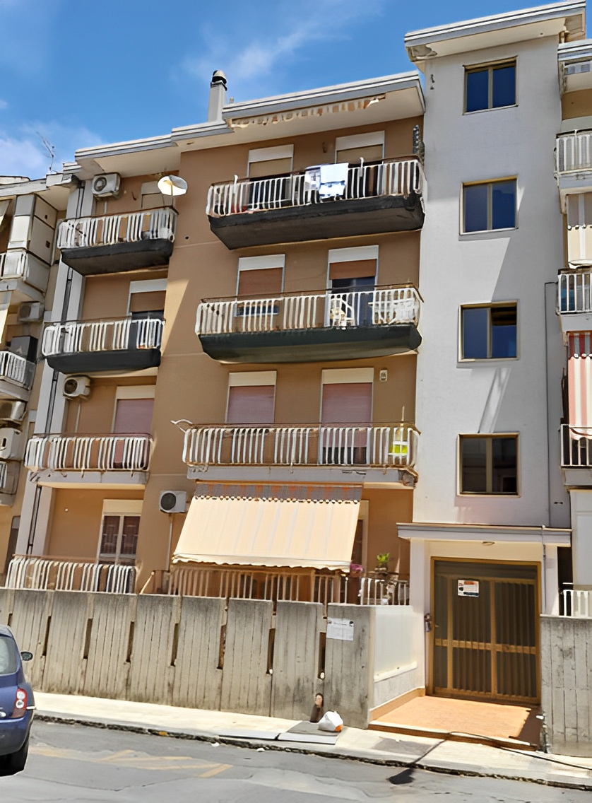 immobile TRILOCALE IN VENDITA ALL'ASTA IN VIA GELA, LENTINI (SR) - 2