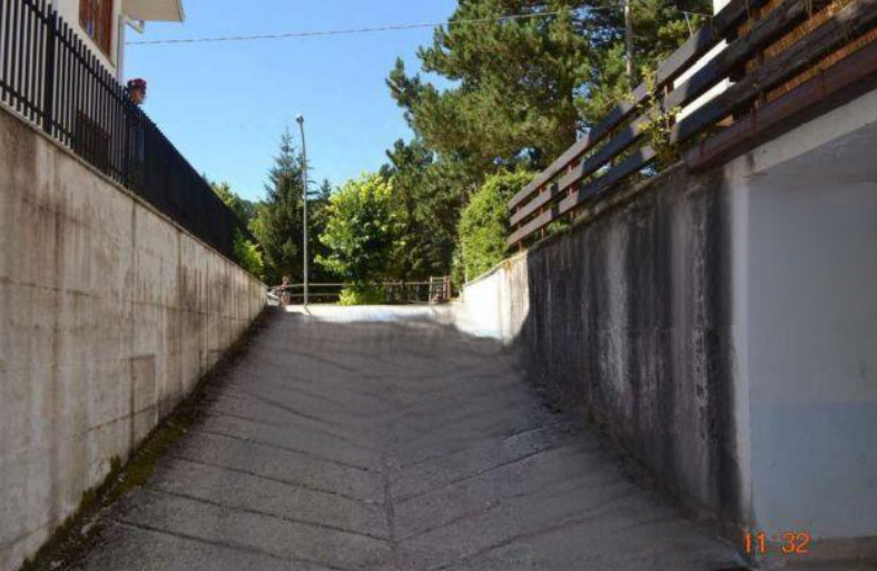 immobile COMPENDIO IN VENDITA ALL'ASTA IN VIALE DEI VILLINI, ROCCARASO (AQ) - 4