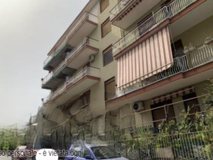 immobile TRILOCALE IN VENDITA ALL'ASTA IN VIA PAOLO ORSI, GRAVINA DI CATANIA (CT) - 2