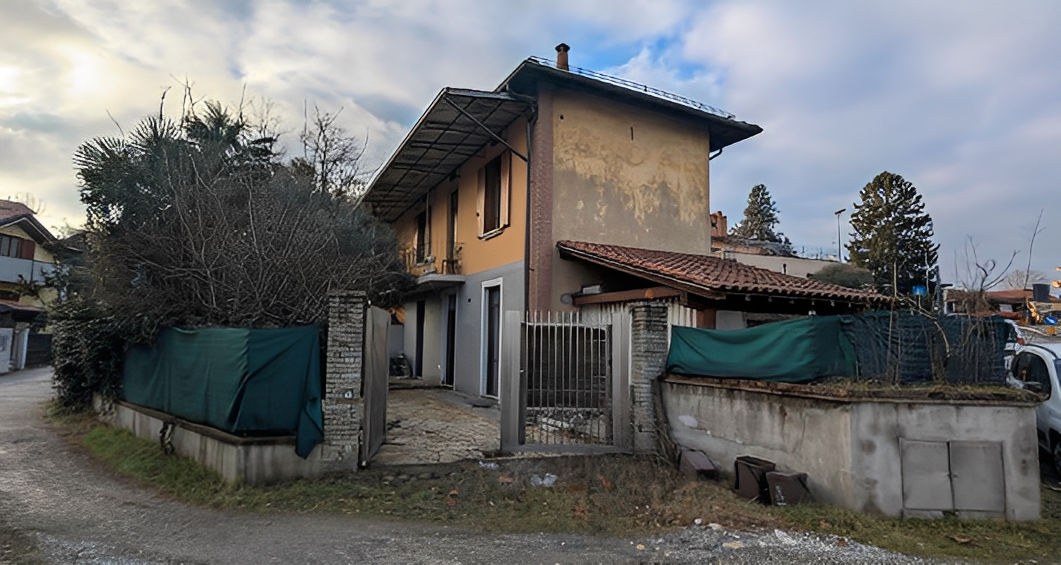 immobile CASA SINGOLA IN VENDITA ALL'ASTA IN VIA NINO BIXIO, BIANDRONNO (VA) - 2