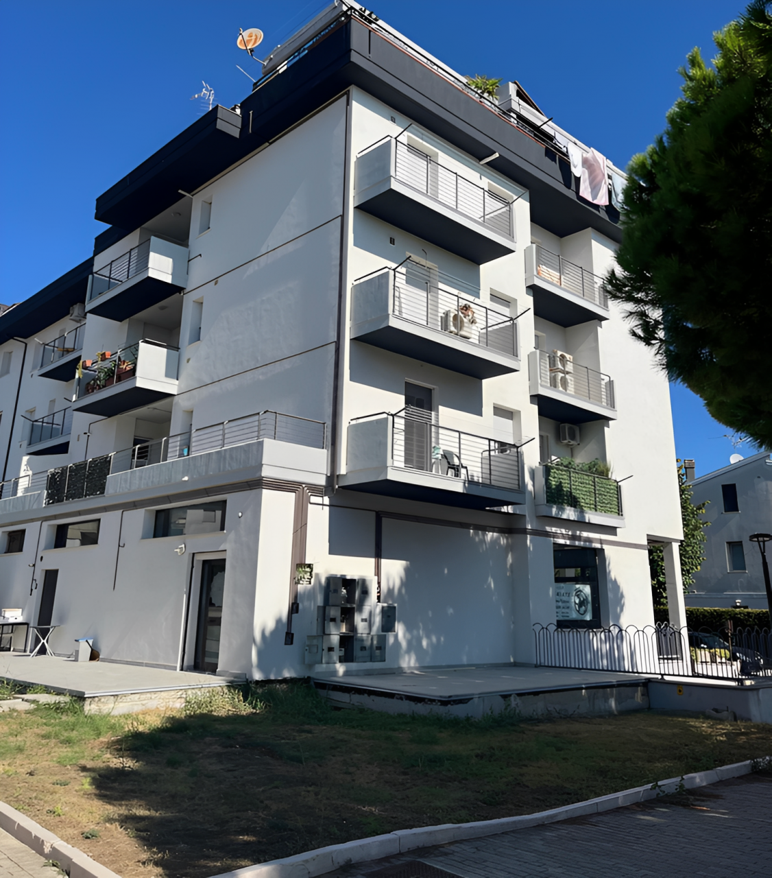 immobile TRILOCALE IN VENDITA ALL'ASTA IN VIA MONTEGRAPPA, SAN SALVO (CH) - 3