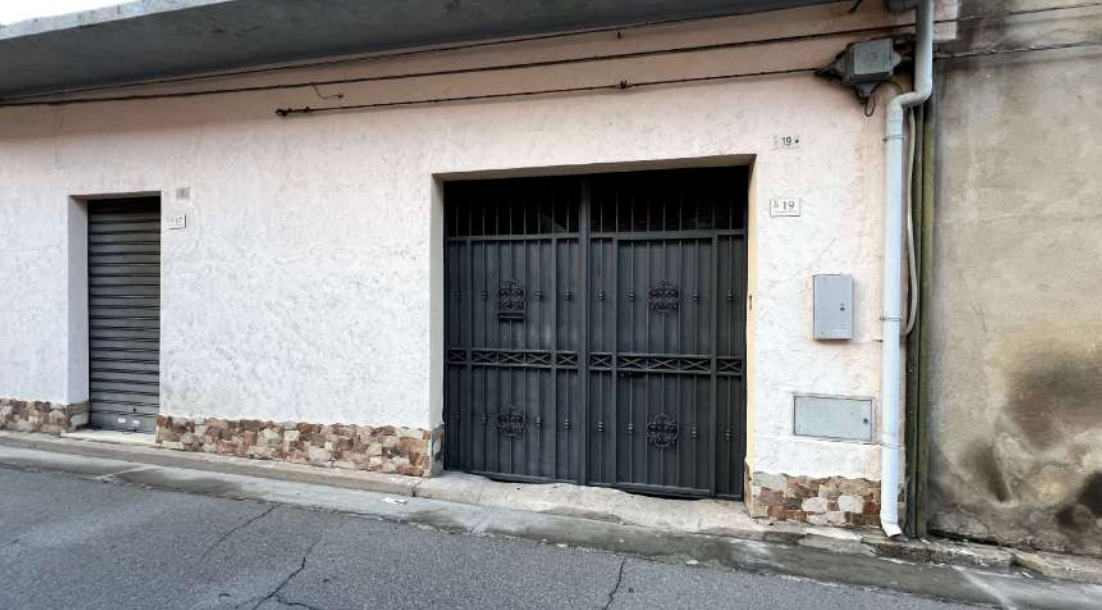 immobile CASA SINGOLA IN VENDITA ALL'ASTA IN VIA GIUSEPPE MAZZINI,CAPOTERRA (CA) - 1