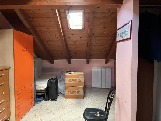 immobile Bilocale economico con posto auto all'asta a Biandrate - 5