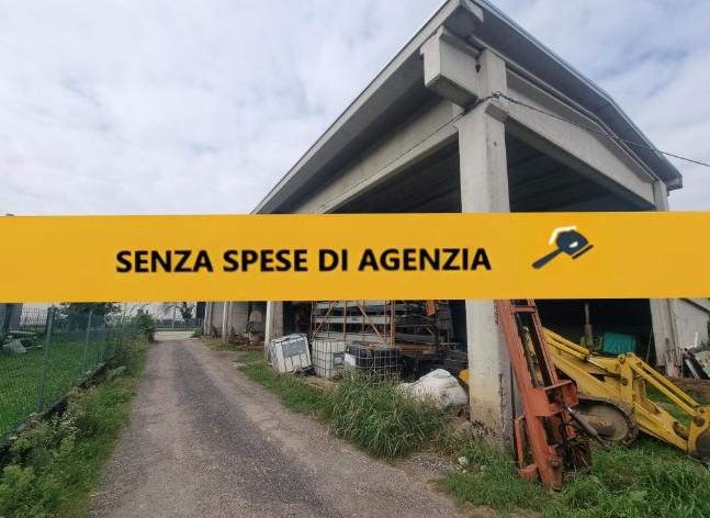 immobile Capannoni agricoli con ampia area esterna all'asta a Grignasco - 1