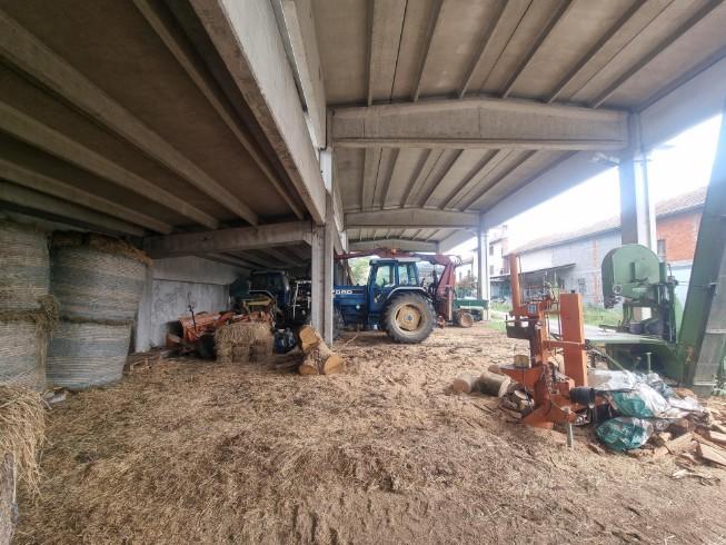 immobile Capannoni agricoli con ampia area esterna all'asta a Grignasco - 5