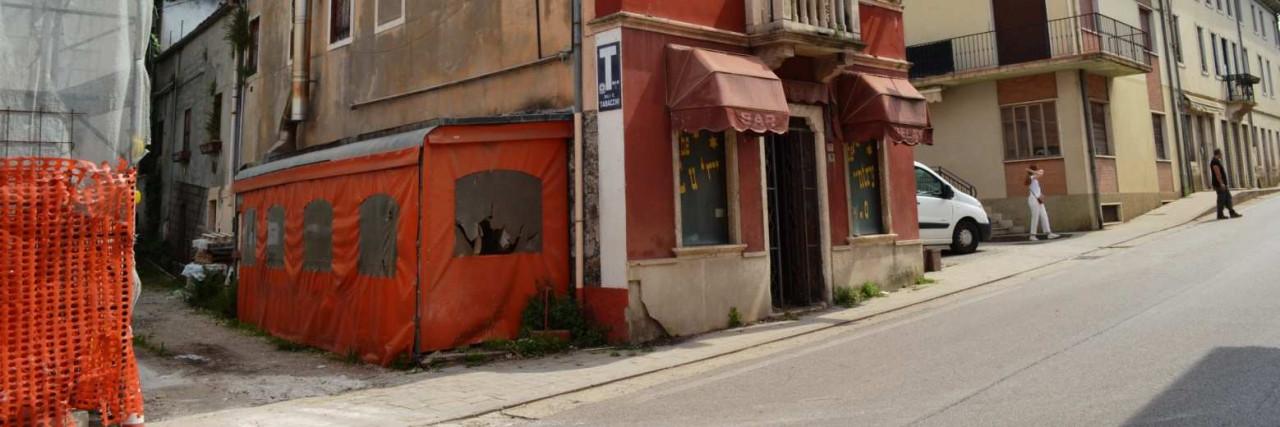 immobile Negozio con abitazione da ristrutturare all'asta a Roncà - 2