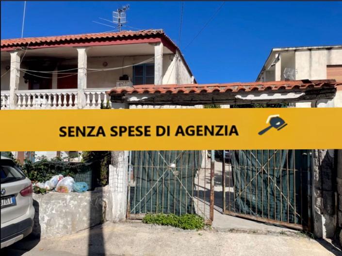 immobile Appartamento da ristrutturare con garage all'asta a Castel Volturno - 1