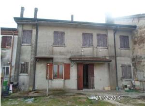 immobile CASA A DUE PIANI CON GIARDINO ALL'ASTA IN VIA RIVIERA, FRAZ.RUNZI, BAGNOLO DI PO (RO) - 5