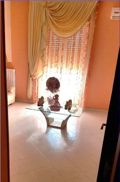 immobile TRILOCALE ALL'ASTA IN VIA SAVERIO DAMIANI, BARI (BA) - 1