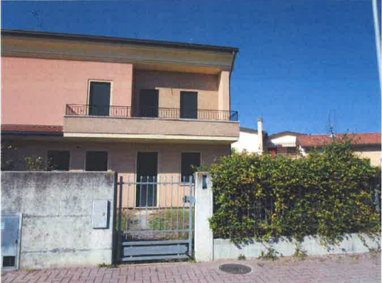immobile CASA INDIPENDENTE SU TRE LIVELLI ALL'ASTA IN VIA F. BARACCA, NOVENTA PADOVANA (PD) - 2