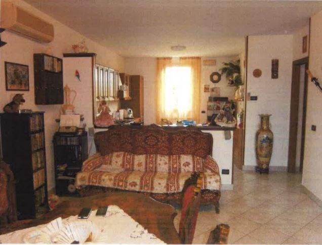 immobile APPARTAMENTO IN VILLA CON BOX E GIARDINO ALL'ASTA IN VIA ROMEA, CODEVIGO (PD) - 3