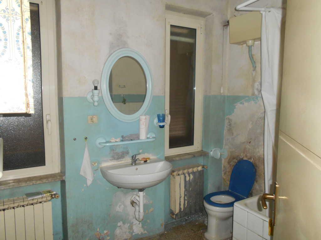 immobile TRILOCALE CON CANTINA ALL'ASTA IN VIA XXV APRILE, CANDIOLO (TO) - 4