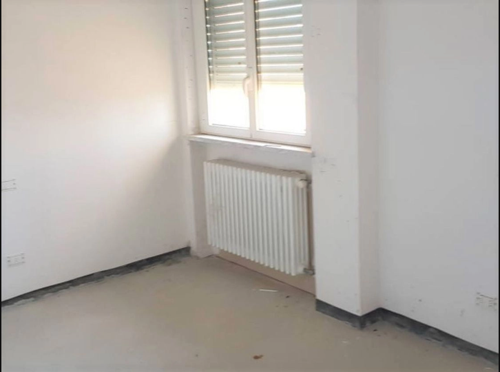 immobile QUADRILOCALE CON BOX E CANTINA ALL'ASTA IN VIA RINALDO RIGOLA, BIELLA (BI) - 2