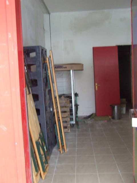 immobile NEGOZIO CON BAGNO E DEPOSITO ALL'ASTA IN VIALE VENEZIA, CAMPOSAMPIERO (PD) - 3