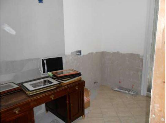 immobile BILOCALE CON GARAGE SINGOLO ALL'ASTA IN VIA PIERSANTI MATTARELLA, CORBETTA (MI) - 4
