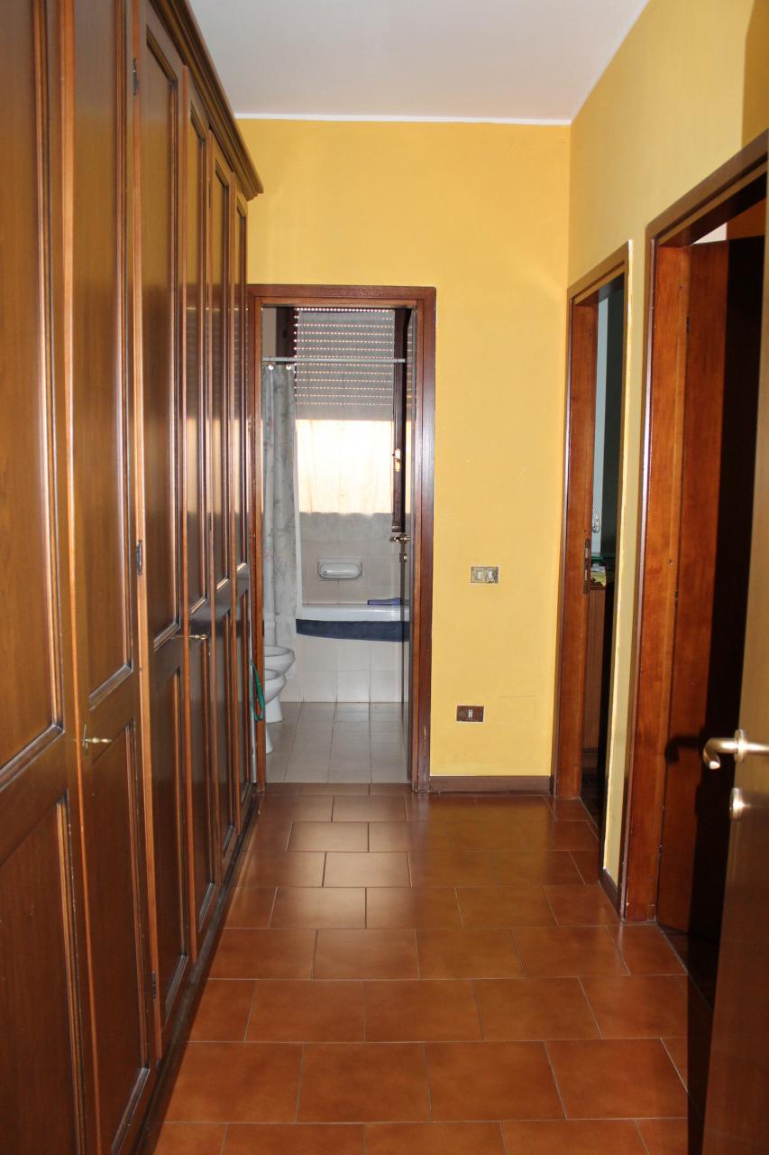 immobile TRILOCALE CON BALCONE E CANTINA ALL'ASTA IN VIA AURORA, PADERNO DUGNANO (MI) - 4