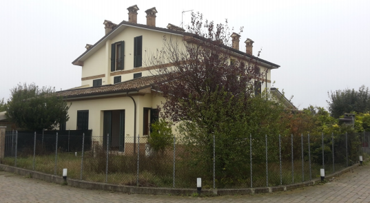 immobile ABITAZIONE IN VILLA CON GIARDINO ESCLUSIVO ALL'ASTA IN VIA ZAMPESCHI, FORLI' (FC) - 3