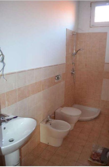 immobile MONOLOCALE MANSARDATO CON BOX E CANTINA ALL'ASTA IN REGIONE PRALUNGO, LA CASSA (TO) - 4