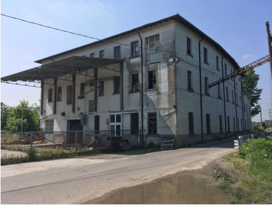 immobile COMPLESSO INDUSTRIALE CON APPARTAMENTO ALL'ASTA IN STRADA CIMITERO, ROVERBELLA (MN) - 1