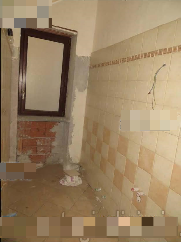 immobile BILOCALE CON CORTILE E DUE GARAGE DA ULTIMARE ALL'ASTA IN VIA COLOMBO, PATERNO' (CT) - 5