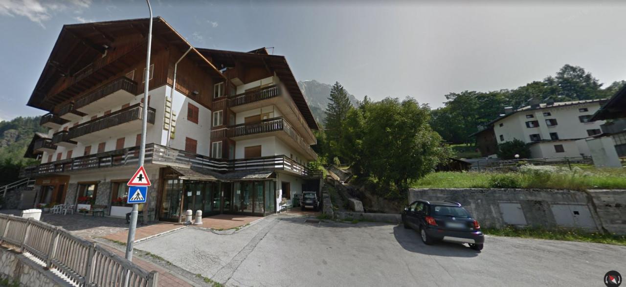 immobile HOTEL ALL'ASTA  IN VIA ROMA, BORCA DI CADORE (BE) - 5