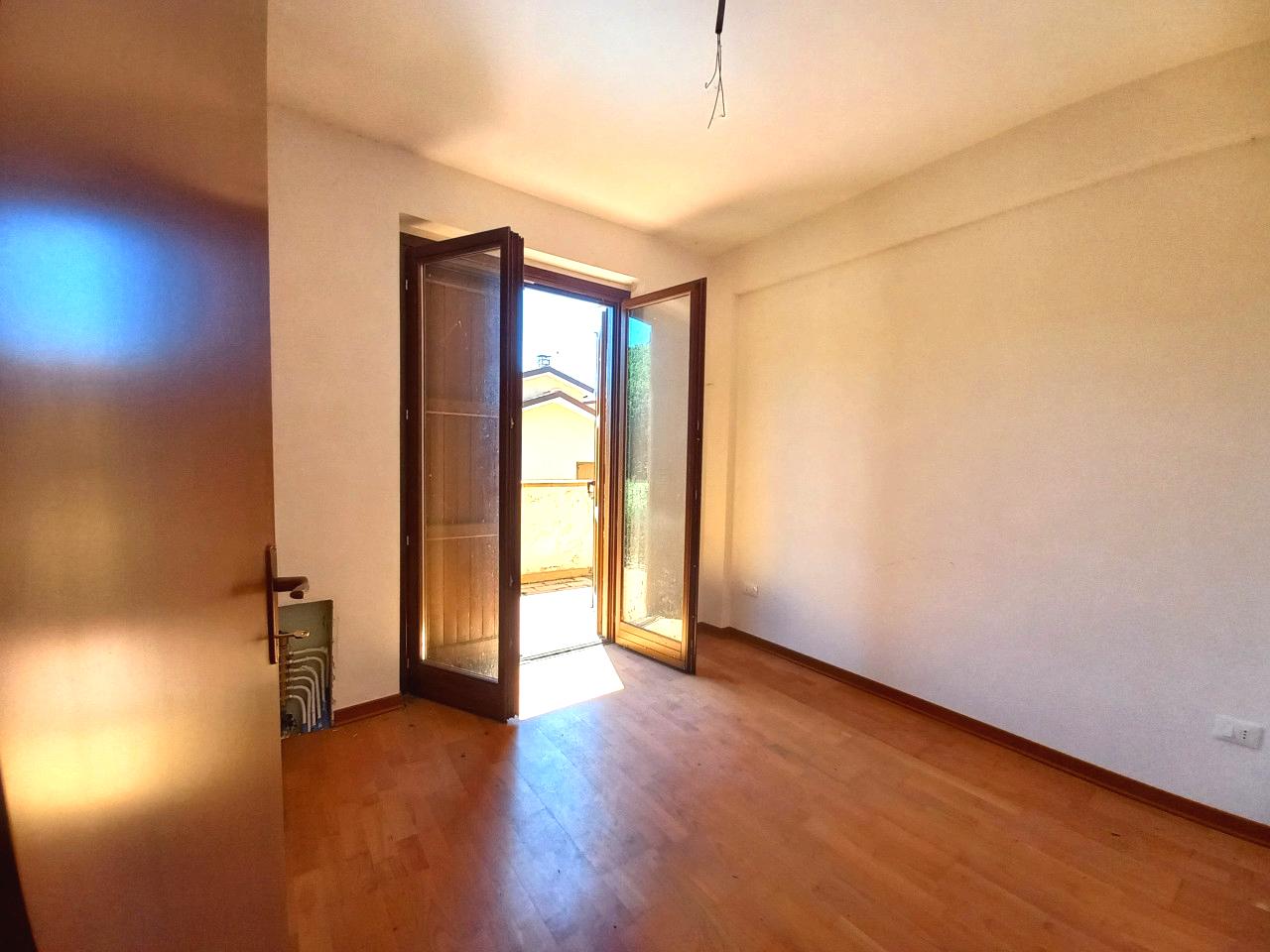 immobile CASA A SCHIERA CON ACCESSORI ALL'ASTA IN VIA CALCAGNI, LUCOLI (AQ) - 1