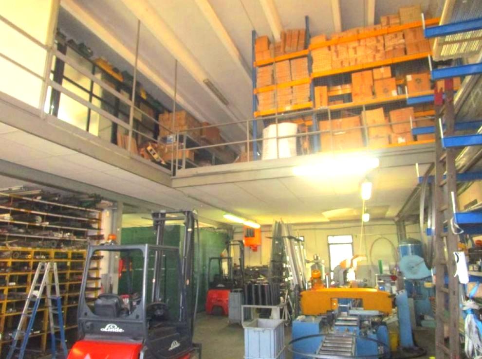 immobile CAPANNONE INDUSTRIALE CON ABITAZIONE E BOX ALL'ASTA IN VIA MONTE GOLICO,SAMARATE (VA) - 4