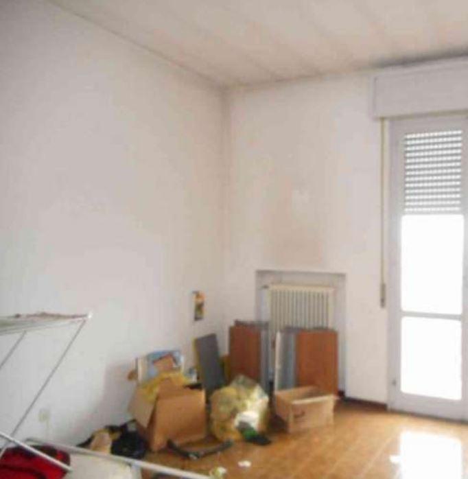 immobile TRILOCALE CON CANTINA E AUTORIMESSA ALL'ASTA IN VIA D. ALIGHIERI, CASALMAGGIORE (CR) - 4