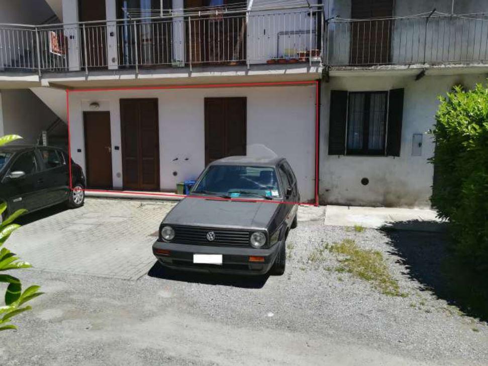 immobile BILOCALE CON POSTO AUTO ALL'ASTA IN VIA TIZIANO, CANTU' (CO) - 5