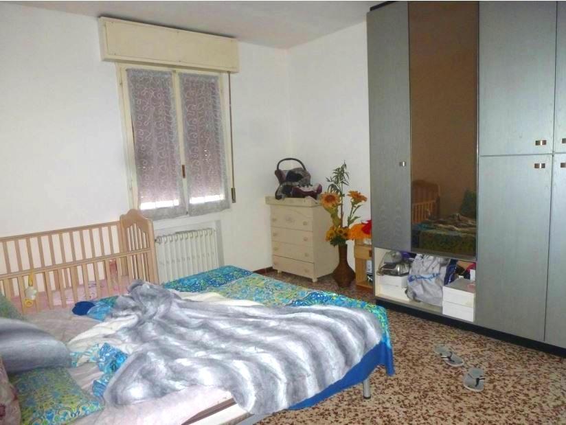immobile APPARTAMENTO CON BOX ALL'ASTA IN VIA ADAMELLO, CARPI (MO) - 3