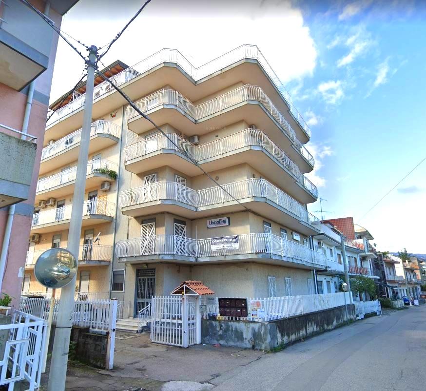 immobile QUADRILOCALE ALL'ASTA CON TERRAZZO IN VIA SILVIO PELLICO, GIARRE (CT) - 1