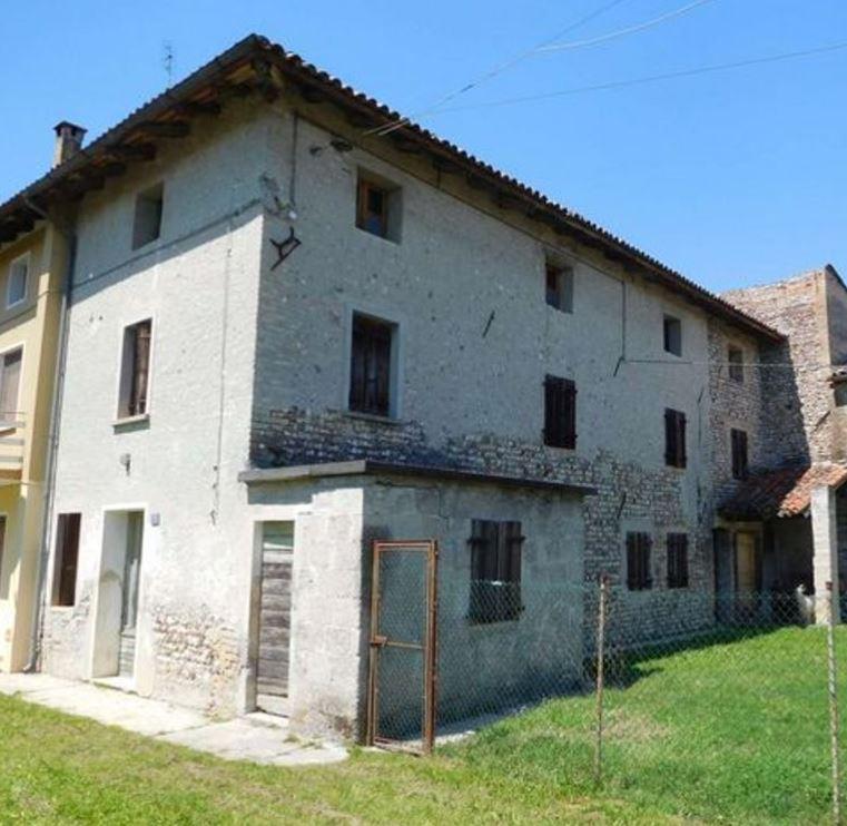 immobile CASA SINGOLA DA RISTRUTTURARE ALL'ASTA IN PIAZZA MAGGIORE, CAMINO AL TAGLIAMENTO (UD) - 2
