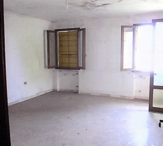 immobile CASA SINGOLA DA RISTRUTTURARE ALL'ASTA IN VIA GIUSEPPE MAZZINI A TRIBANO (PD) - 1