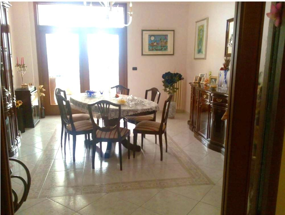immobile AMPIO APPARTAMENTO CON ACCESSORI ALL'ASTA IN VIA XX SETTEMBRE, PALO DEL COLLE (BA) - 1