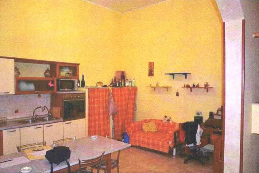 immobile CASA SINGOLA CON BOX E TERRAZZO ALL'ASTA IN VIA ARMANDO DIAZ, AVOLA (SR) - 3