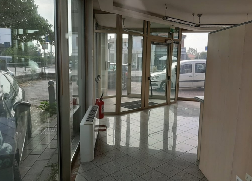 immobile COMPLESSO COMMERCIALE DI UFFICI ALL'ASTA IN VIA RAVEGNANA 425, FORLI' (FC) - 2