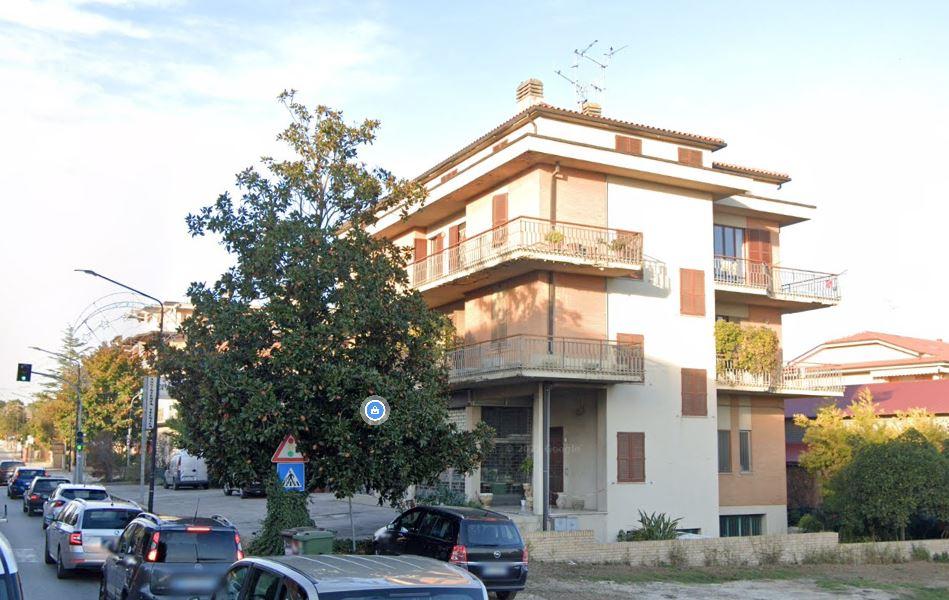 immobile APPARTAMENTO CON ACCESSORI ALL'ASTA IN VIA FRATELLI CERVI, MORROVALLE (MC) - 3