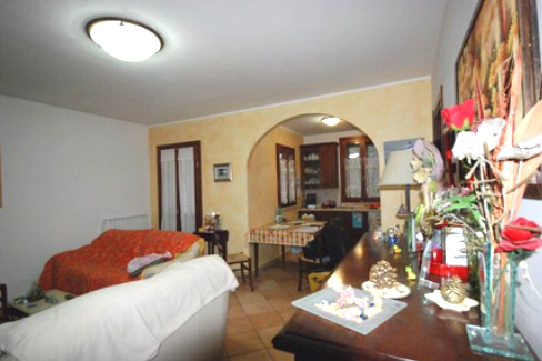 immobile TRILOCALE ALL'ASTA CON ACCESSORI IN VIA DEL SALTECCHIO, ROCCASTRADA (GR) - 1