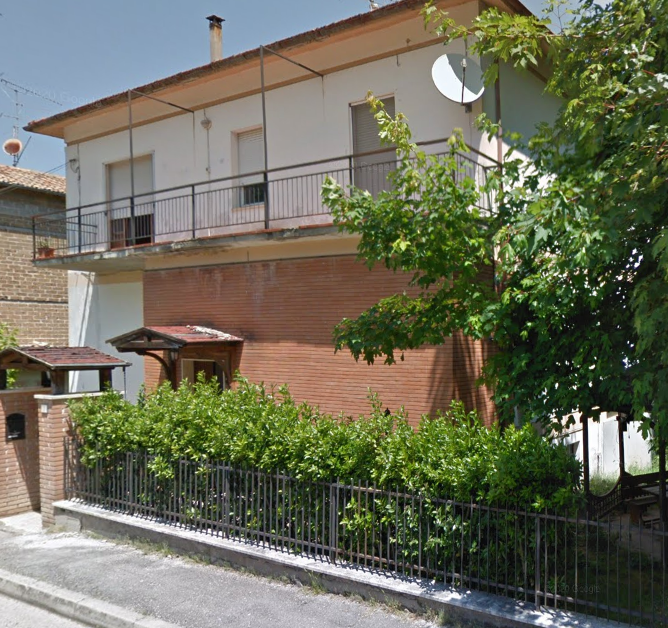 immobile TRILOCALE + ACCESSORI ALL'ASTA IN VIA CAVALIERI DI V. VENETO, S. SEVERINO MARCHE (MC) - 2