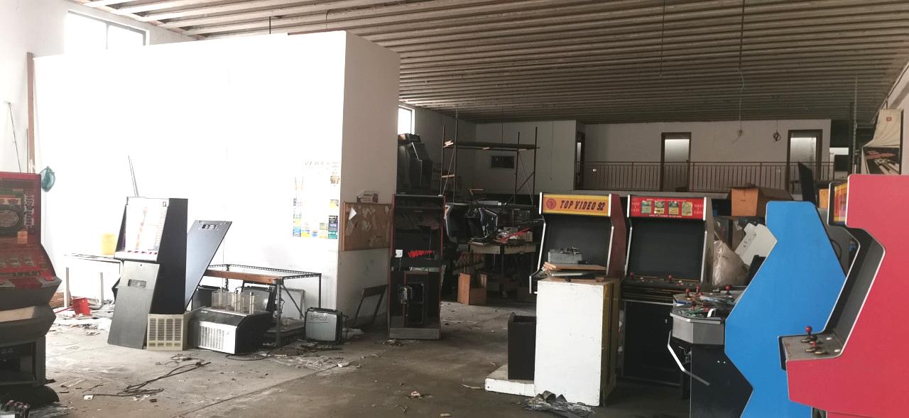 immobile DEPOSITO CON LASTRICO SOLARE ALL'ASTA IN VIA MONGINEVRO, POLICORO (MT) - 1