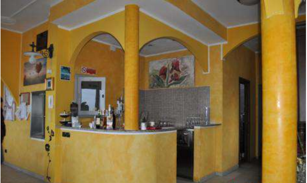 immobile CASA SINGOLA CON LOCALE COMMERCIALE ALL'ASTA IN VIA VALENTINO, CARAVINO (TO) - 2