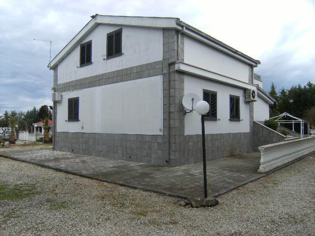 immobile VILLA UNIFAMILIARE ALL'ASTA IN VIA ASCOLI SATRIANO KM. 6, FOGGIA (FG) - 4