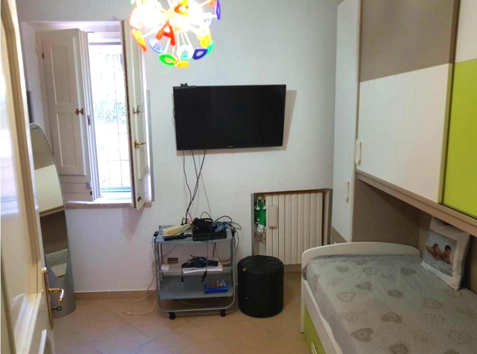 immobile TRILOCALE CON ACCESSORI ALL'ASTA IN VIA PALAZZO, FRAZIONE VALLE, AVELLINO (AV) - 5