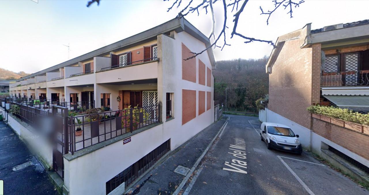 immobile CASA A SCHIERA CON GARAGE ALL'ASTA IN VIA DEL MOSCATO, NEMI (RM) - 2