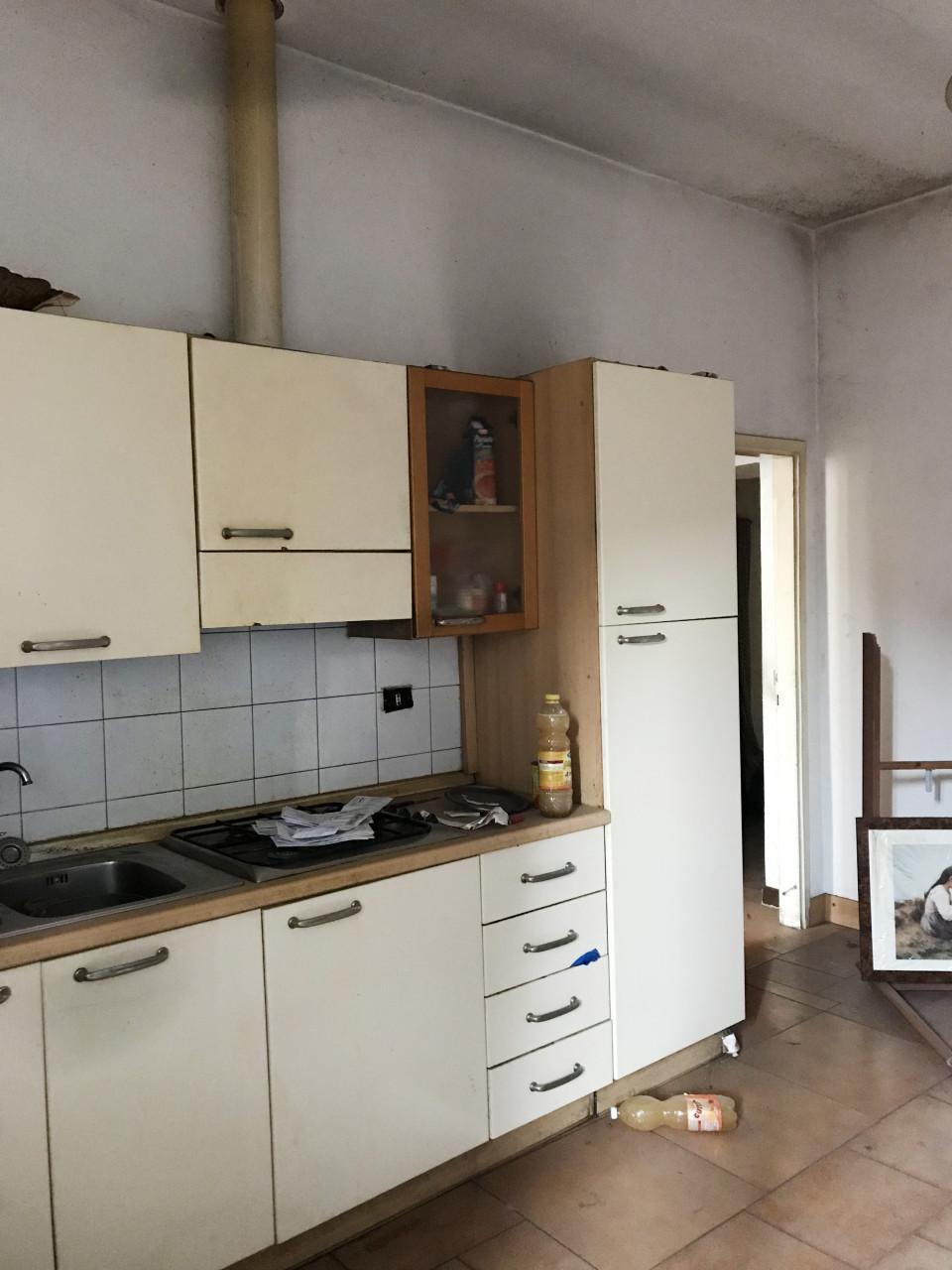 immobile TRILOCALE ALL'ASTA IN EDIFICIO DI CORTE IN VIA DELLE CORTI, BRIVIO (LC) - 1
