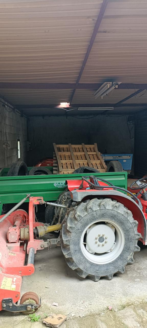 immobile LOCALE MAGAZZINO ALL'ASTA IN CONTRADA VASI, COMUNE DI CAULONIA (RC) - 2