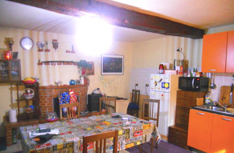 immobile CASA SINGOLA ALL'ASTA CON ACCESSORI IN VICOLO DELLA GERLA, LUINO (VA) - 1
